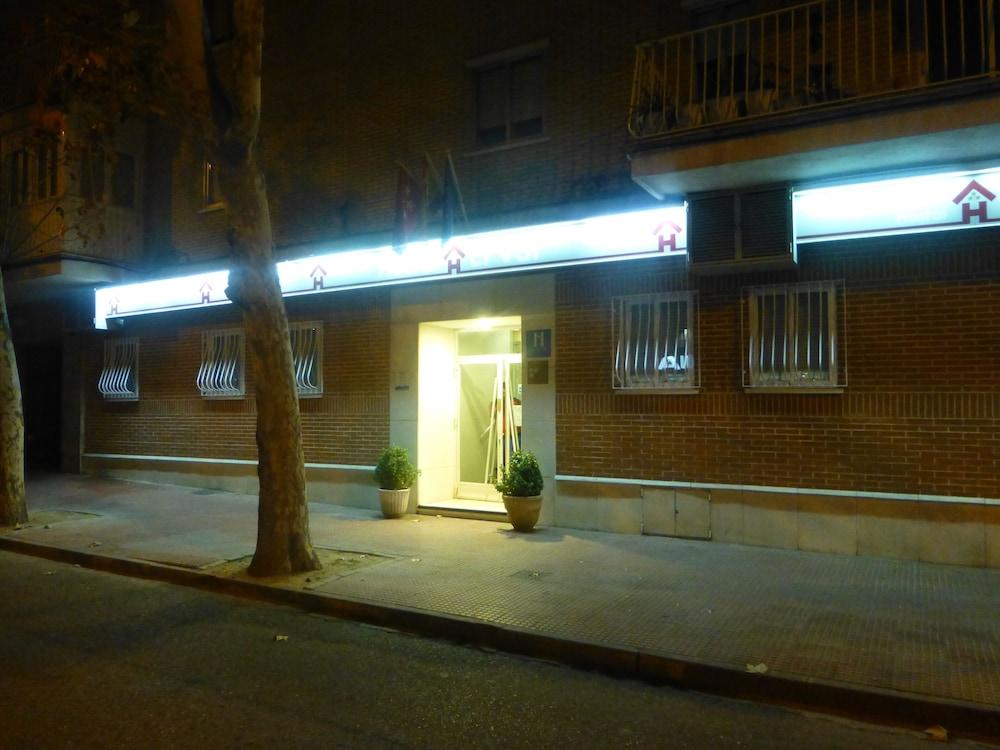 阿尔卡拉德荷那利斯 埃尔瓦尔旅馆酒店 外观 照片